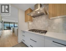 5725 Mountainside Drive, Kelowna, British Columbia  V1W 5L6 - Photo 23 - 10389760
