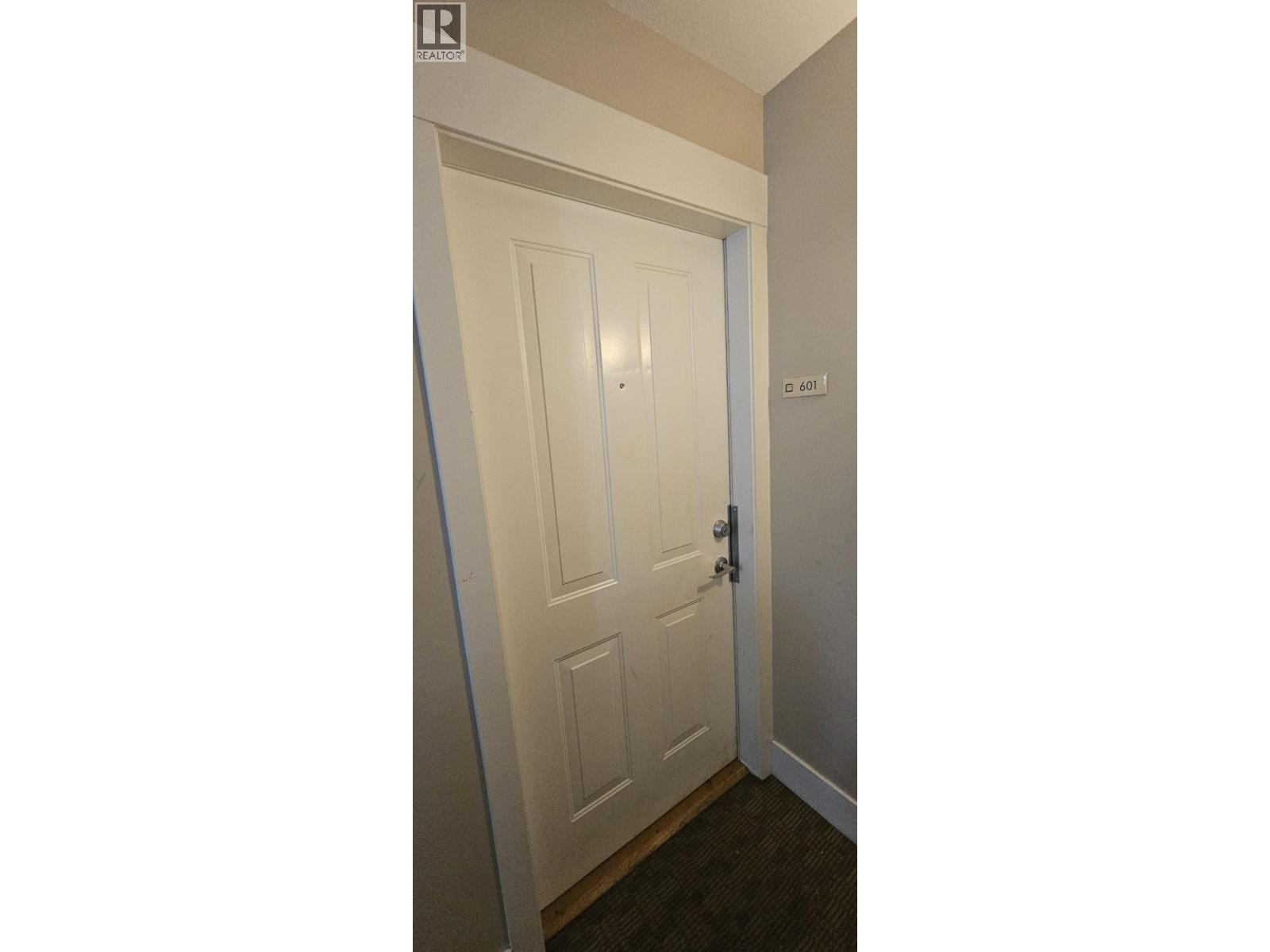 601 5380 Oben Street, Vancouver, British Columbia  V5R 6H7 - Photo 3 - R3142231