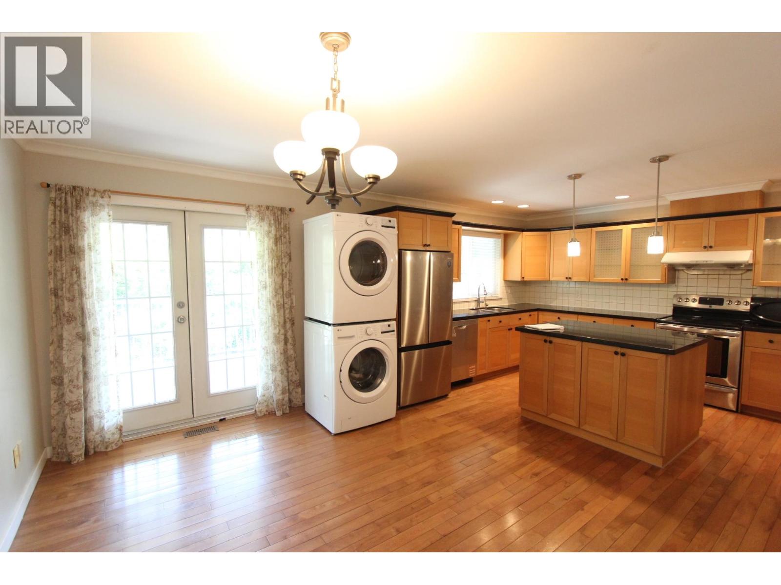 2160 Laurier Avenue, Port Coquitlam, British Columbia  V6J 2V4 - Photo 4 - R3142235