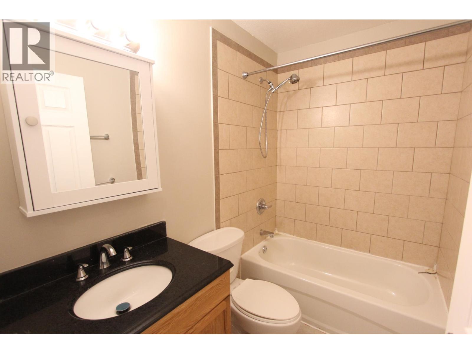 2160 Laurier Avenue, Port Coquitlam, British Columbia  V6J 2V4 - Photo 8 - R3142235