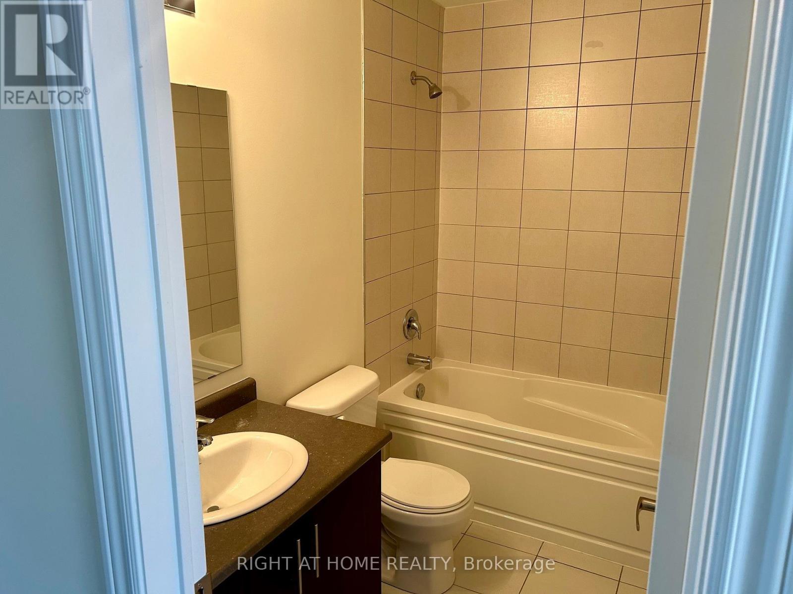 71 City Park Circle, Vaughan, Ontario L4L 0H2 - Photo 11 - N13516542