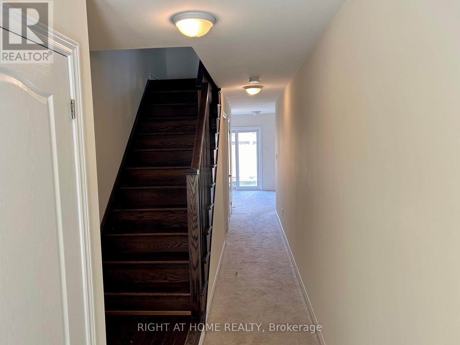 71 City Park Circle, Vaughan, Ontario L4L 0H2 - Photo 3 - N13516542