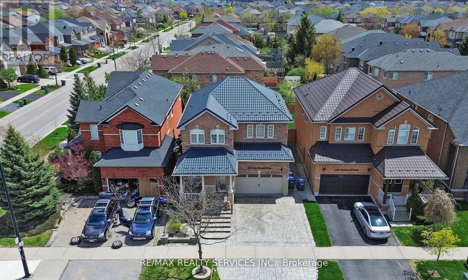 3822 MCDOWELL DRIVE, Mississauga, Ontario