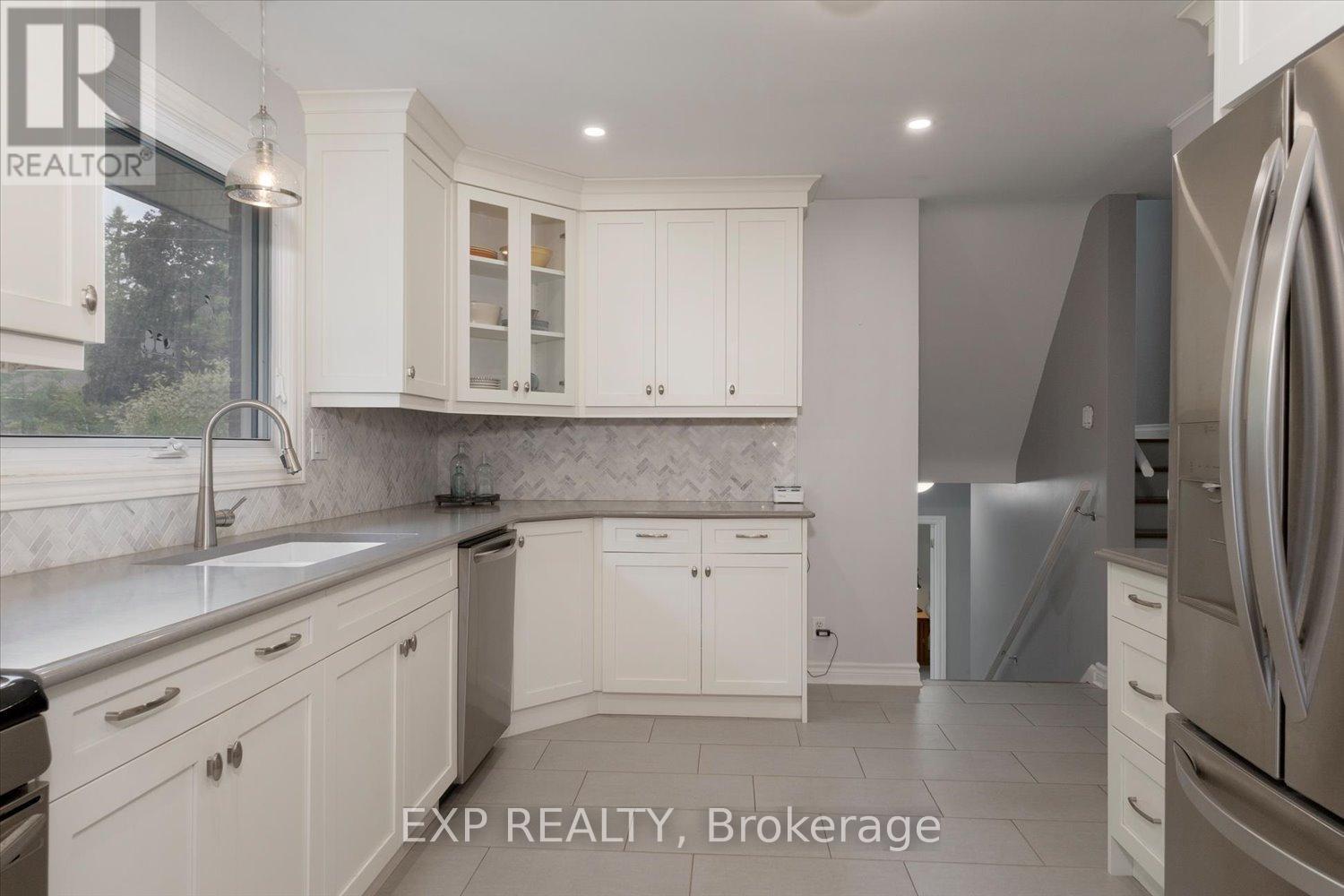 14 The Birches Street, London South, Ontario  N5Z 4G2 - Photo 7 - X13516550