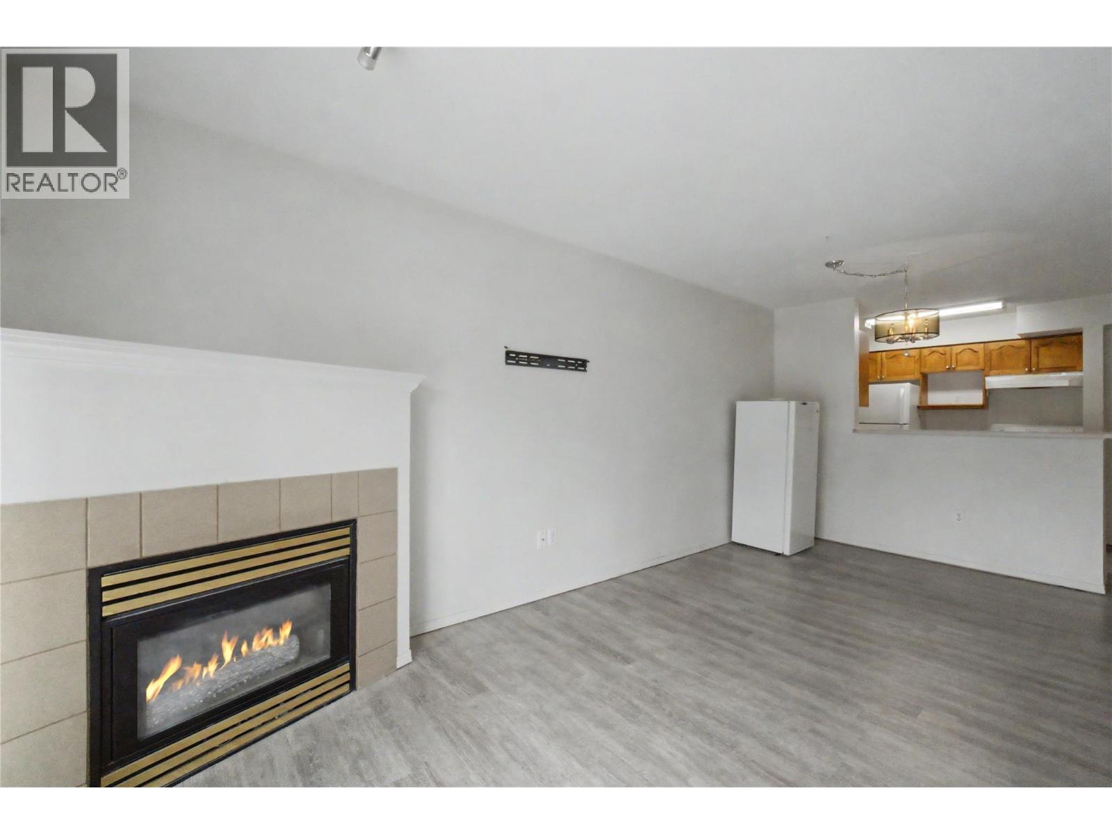 640 3 Street SW Unit# 406, Salmon Arm, British Columbia  V1E 2R3 - Photo 17 - 10390814