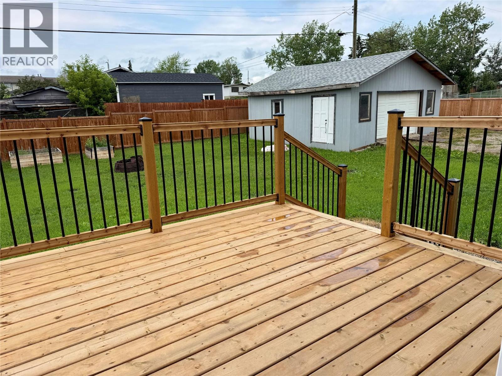 500 99 Avenue, Dawson Creek, British Columbia  V1G 1T3 - Photo 25 - 10393504