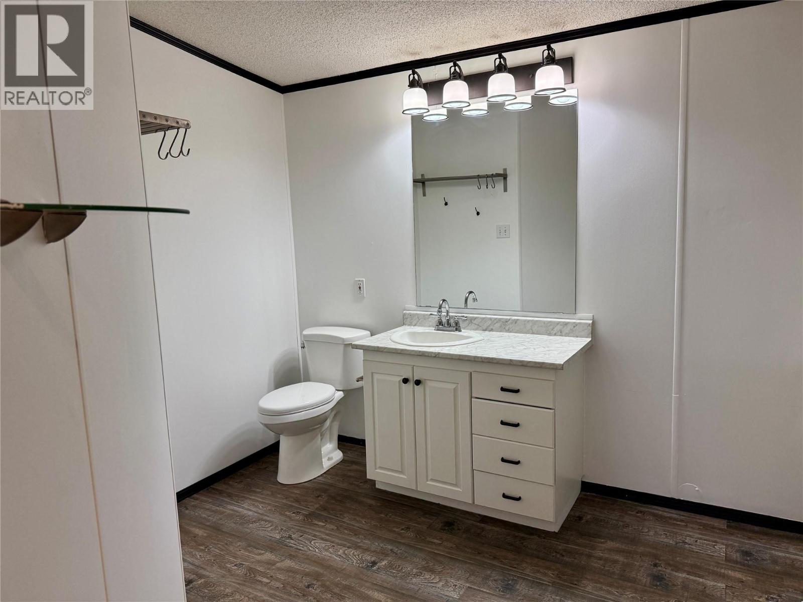500 99 Avenue, Dawson Creek, British Columbia  V1G 1T3 - Photo 29 - 10393504