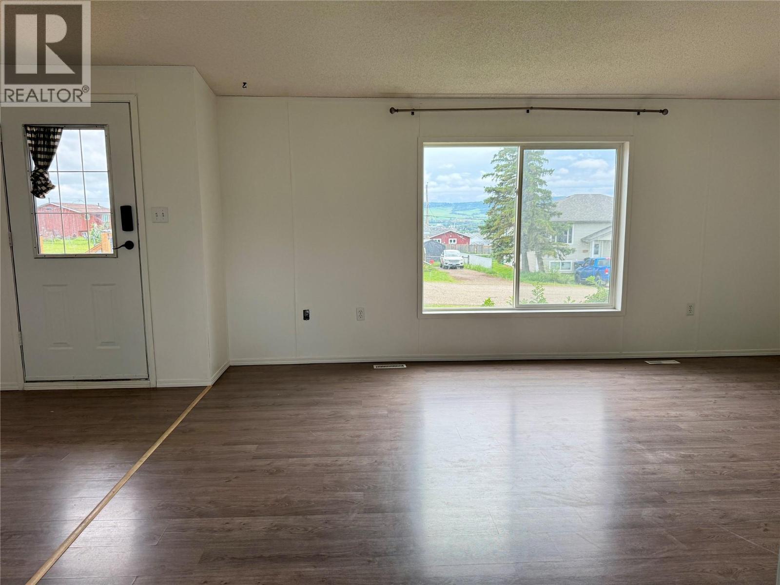500 99 Avenue, Dawson Creek, British Columbia  V1G 1T3 - Photo 19 - 10393504