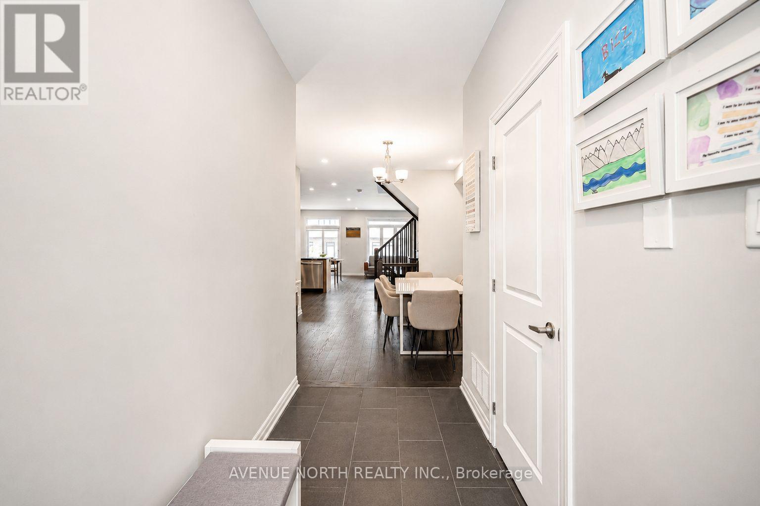 323 Lysander Place, Ottawa, Ontario K1K 3X8 - Photo 4 - X13516558