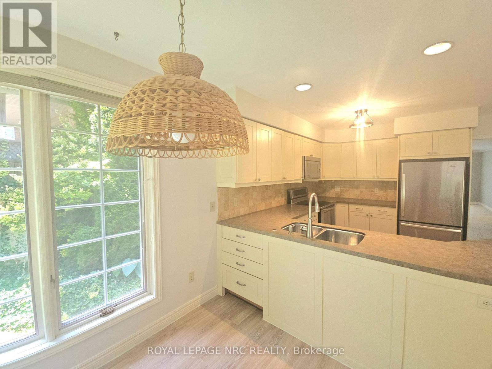 192 Woodside Drive, St. Catharines, Ontario  L2T 1X6 - Photo 11 - X13516628