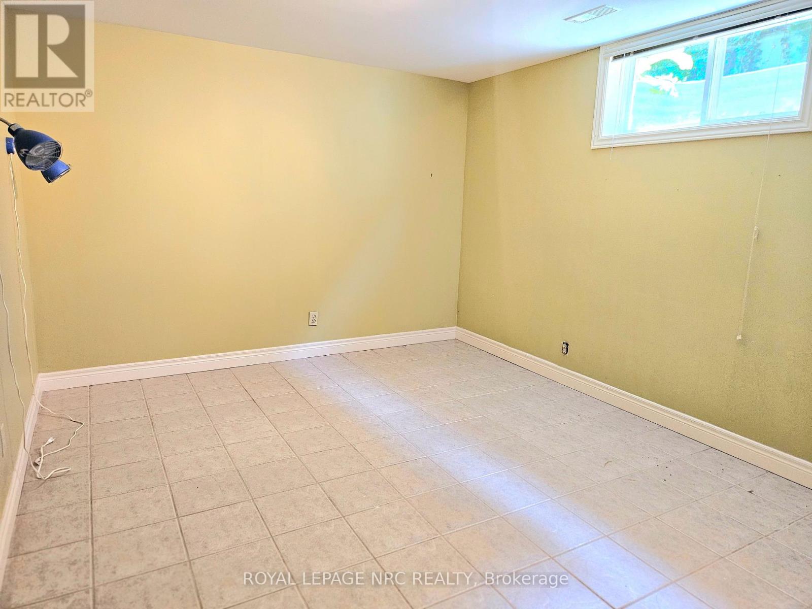 192 Woodside Drive, St. Catharines, Ontario  L2T 1X6 - Photo 34 - X13516628