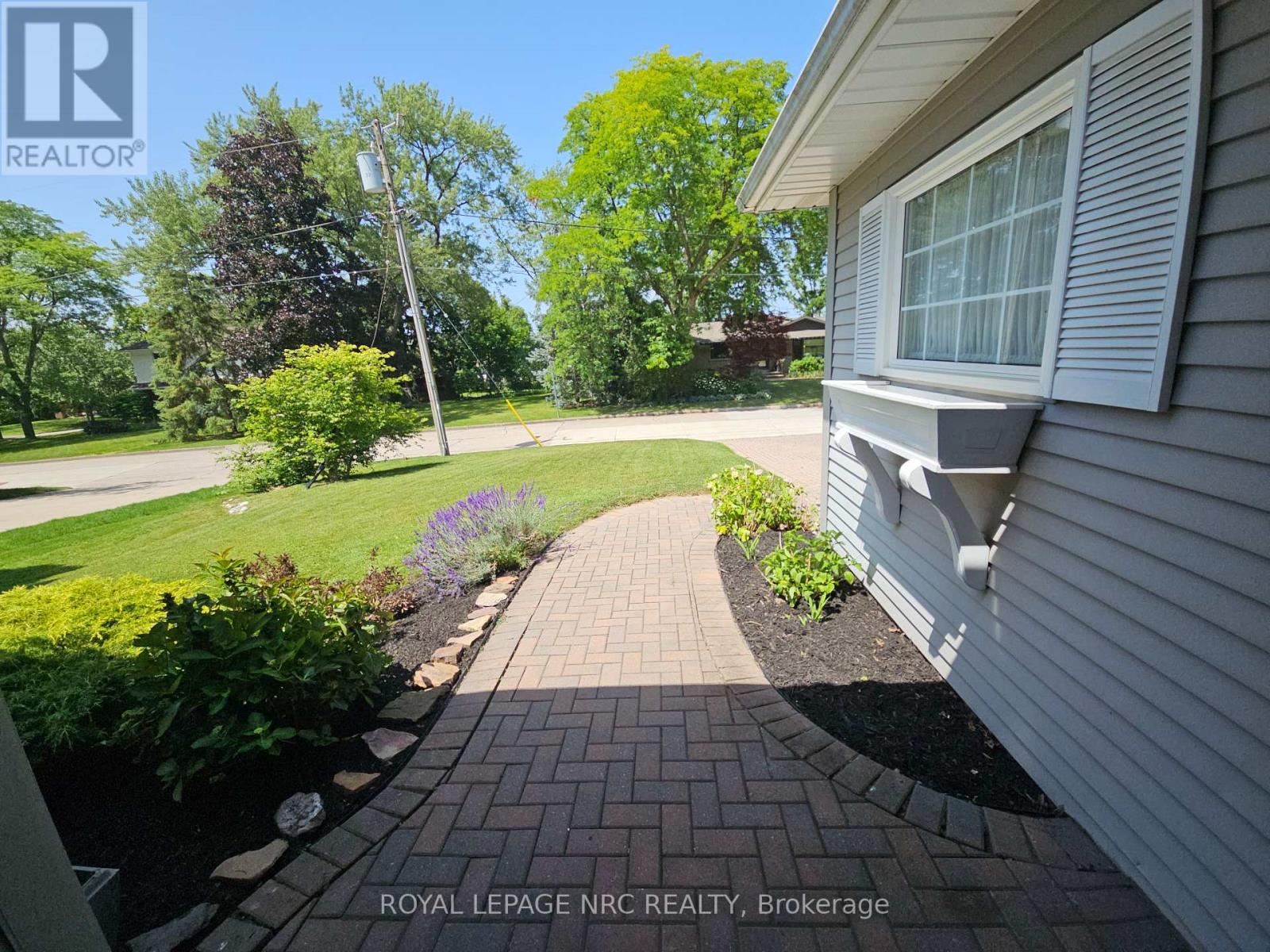 192 Woodside Drive, St. Catharines, Ontario  L2T 1X6 - Photo 4 - X13516628