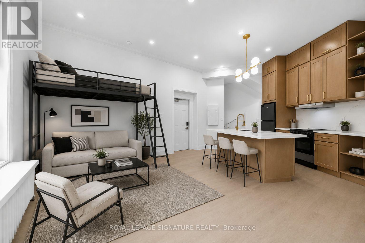1A - 1 BELLWOODS PARK, Toronto, Ontario