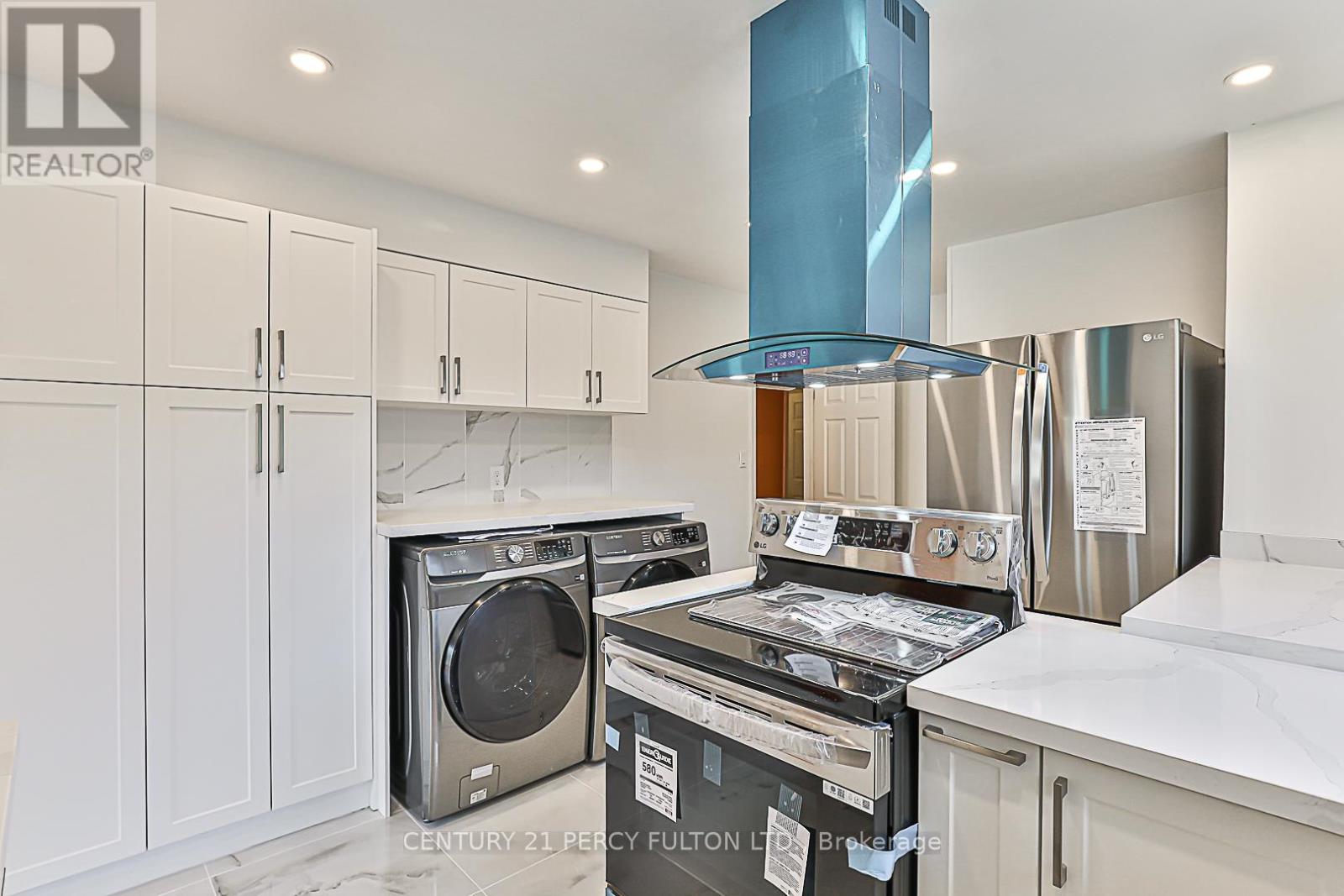 Main - 6 Blithfield Avenue, Toronto, Ontario  M2K 1Y1 - Photo 6 - C13516592