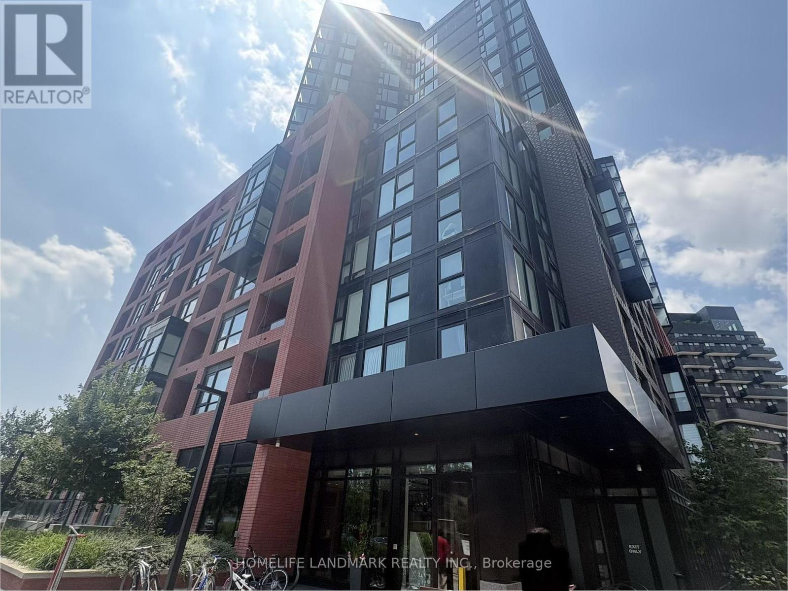 626 - 8 TIPPETT ROAD, Toronto, Ontario