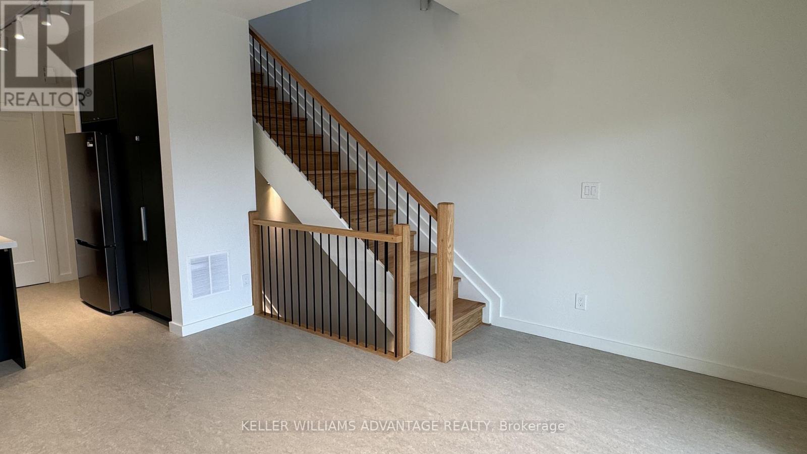 Unit D - 616 Delaware Avenue N, Toronto, Ontario  M6H 2V2 - Photo 5 - C13516636