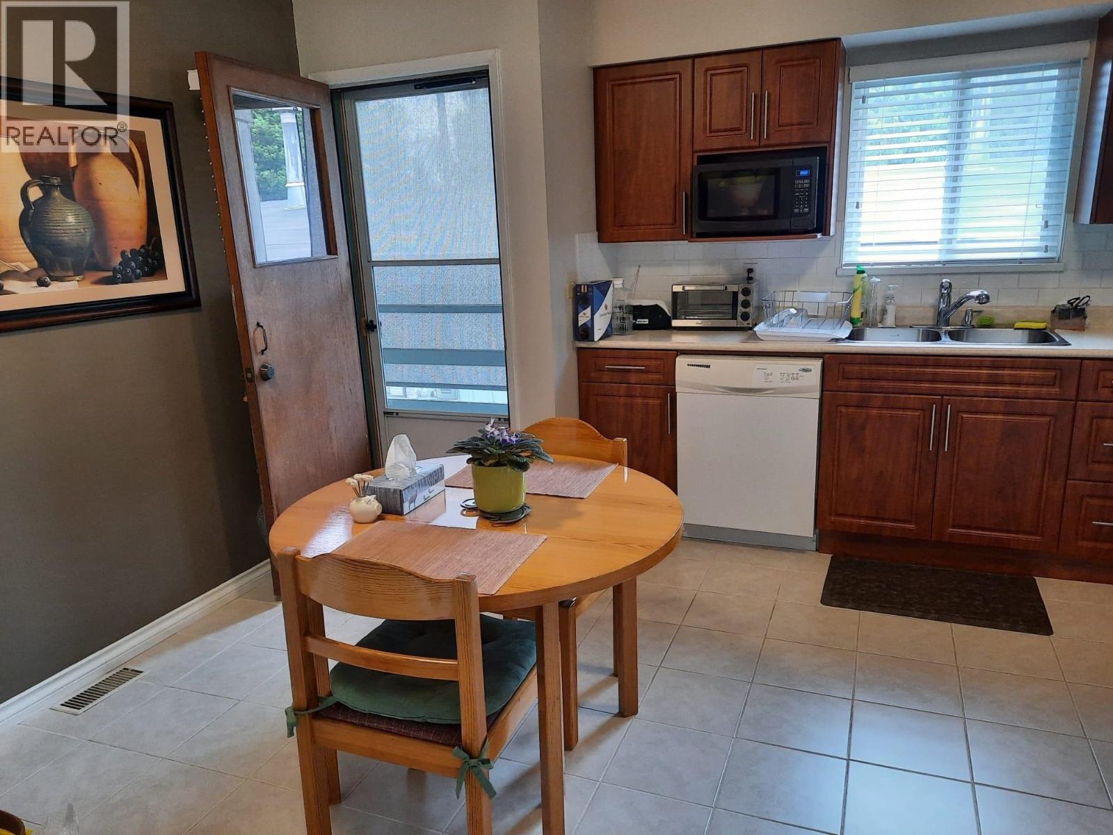 332 Avalon Drive, Port Moody, British Columbia V3H 2X8 - Photo 5 - R3141859