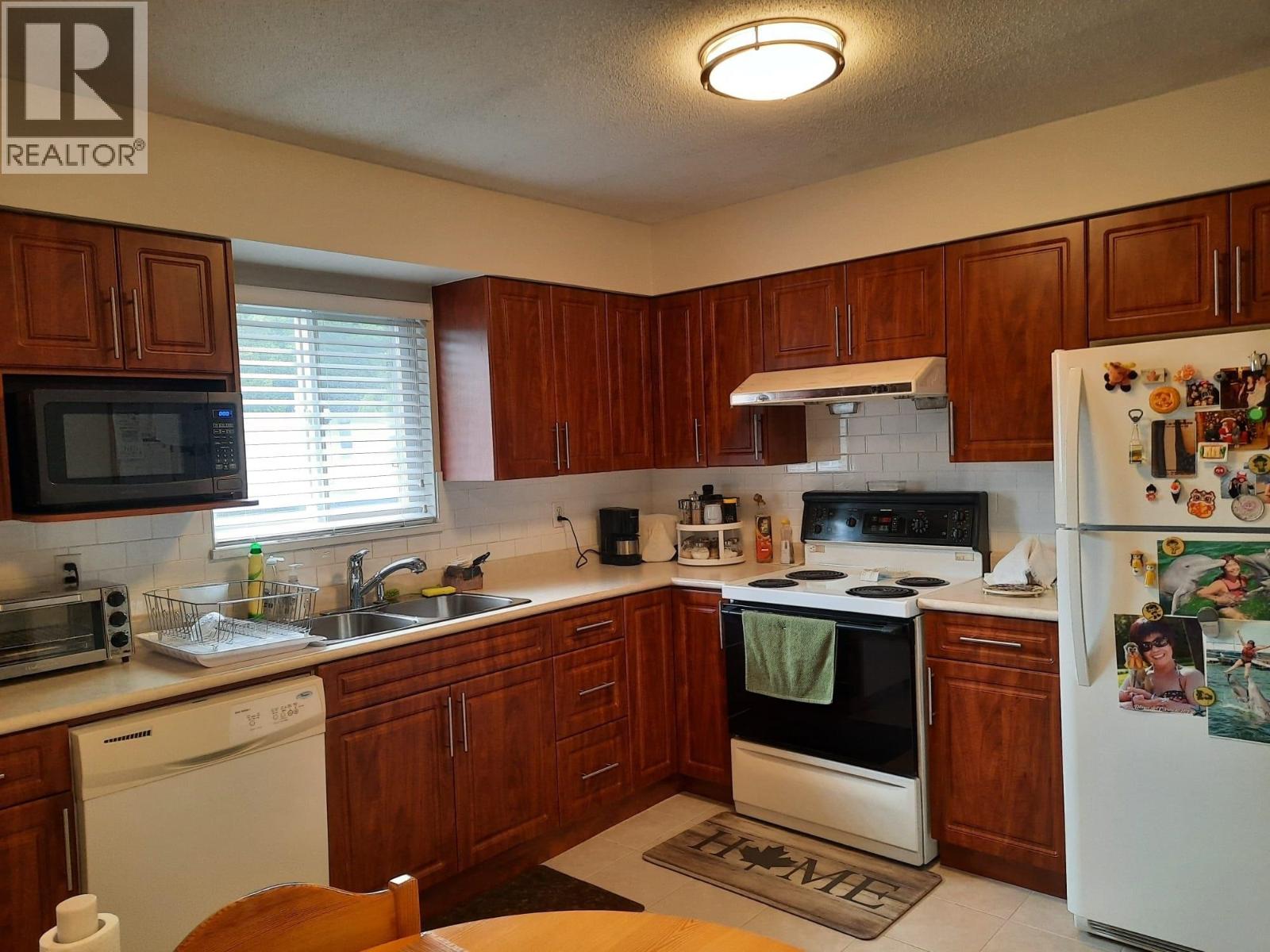 332 Avalon Drive, Port Moody, British Columbia V3H 2X8 - Photo 3 - R3141859