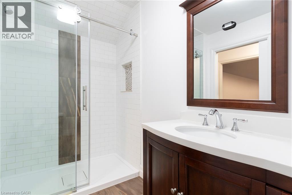 27 Elodia Court, Hamilton, Ontario  L9C 7R2 - Photo 29 - 40844617