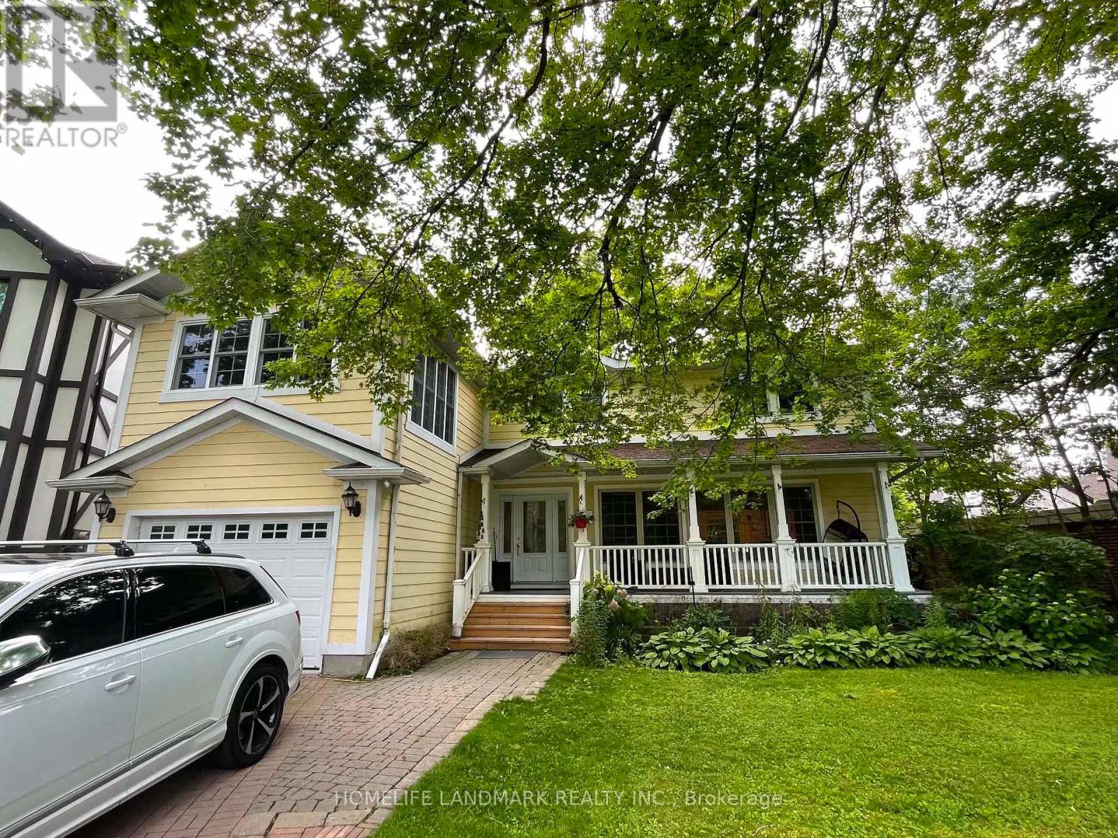 75 Cumberland Drive, Mississauga, Ontario  L5G 3N1 - Photo 2 - W13516576