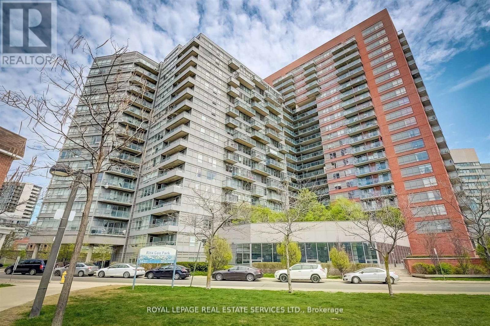 1318 - 38 Joe Shuster Way, Toronto, Ontario  M6K 0A5 - Photo 2 - W13516618