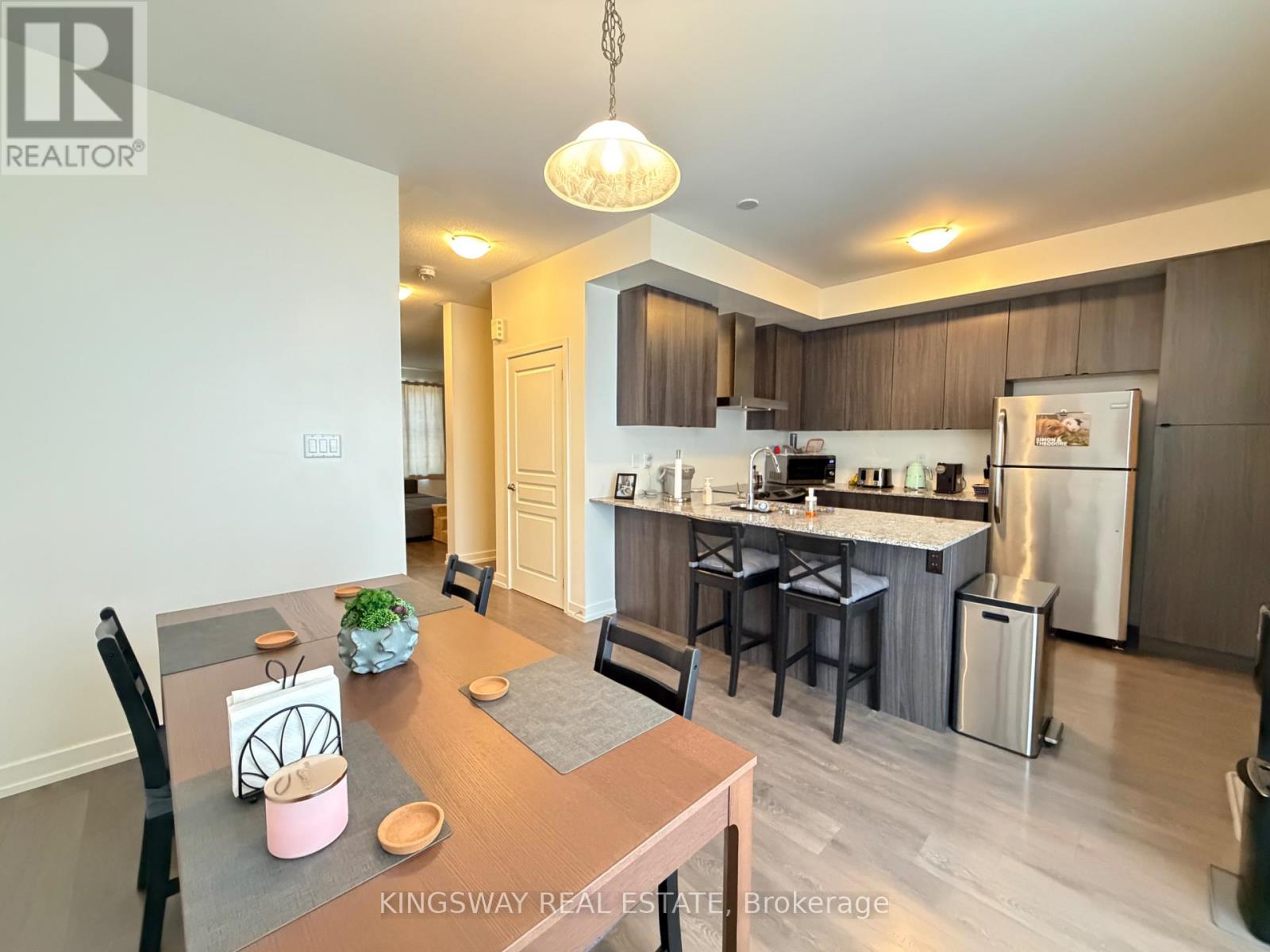 183 Fowley Drive, Oakville, Ontario  L6H 0P3 - Photo 6 - W13513850