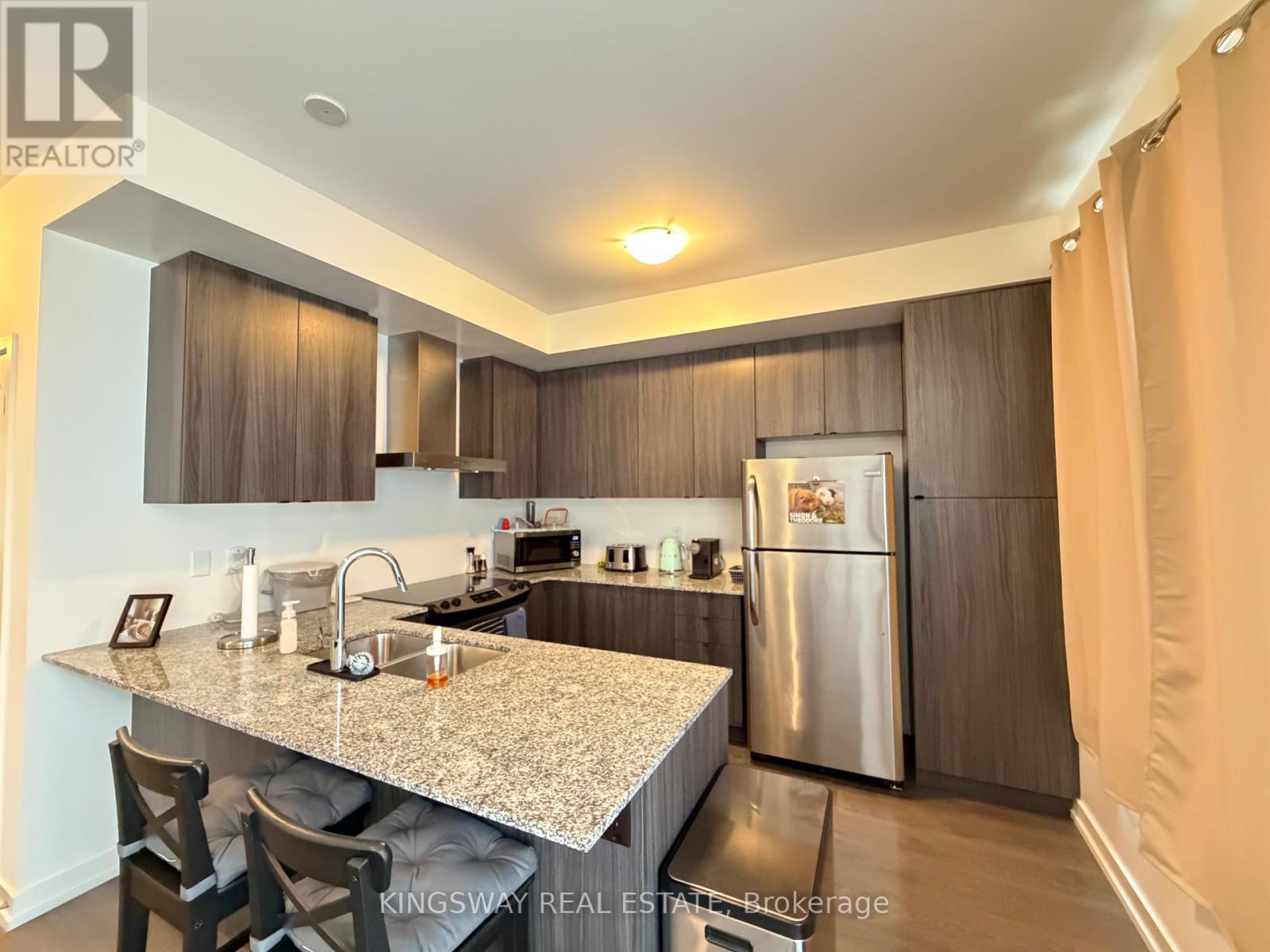 183 Fowley Drive, Oakville, Ontario  L6H 0P3 - Photo 7 - W13513850
