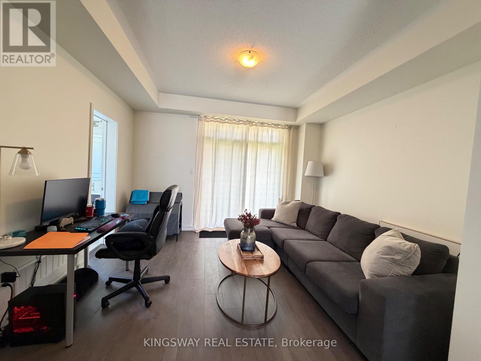 183 Fowley Drive, Oakville, Ontario  L6H 0P3 - Photo 2 - W13513850