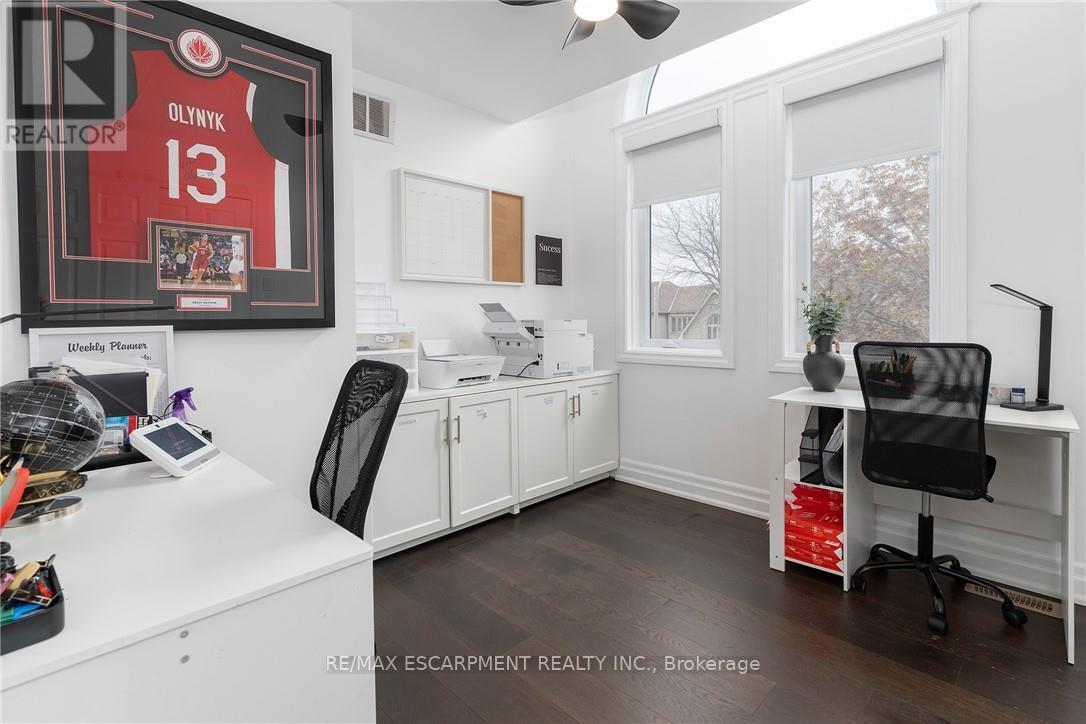 27 Elodia Court, Hamilton, Ontario  L9C 7R2 - Photo 19 - X13516586