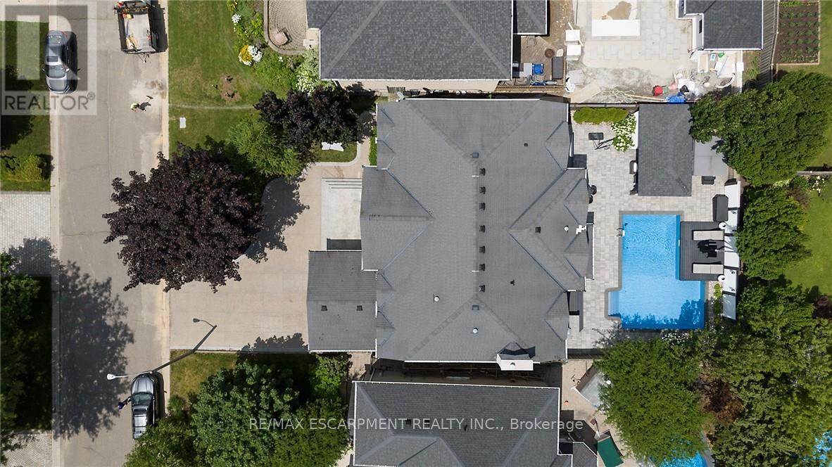 27 Elodia Court, Hamilton, Ontario  L9C 7R2 - Photo 45 - X13516586