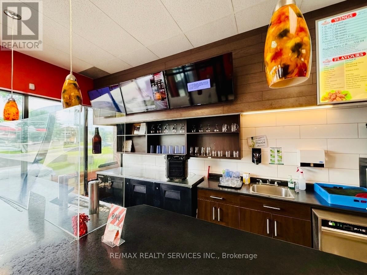161 Clarke Road, London East, Ontario  N5W 5Y7 - Photo 5 - X13516604