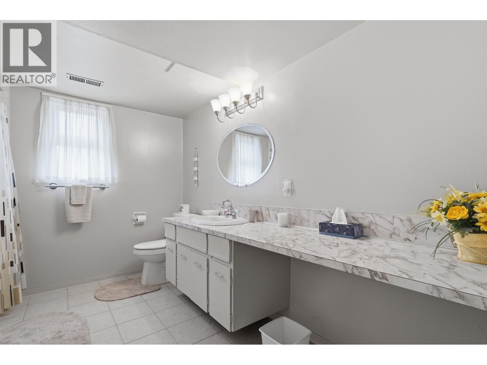565 Milsom Wynd, Delta, British Columbia V4M 2T6 - Photo 30 - R3141256