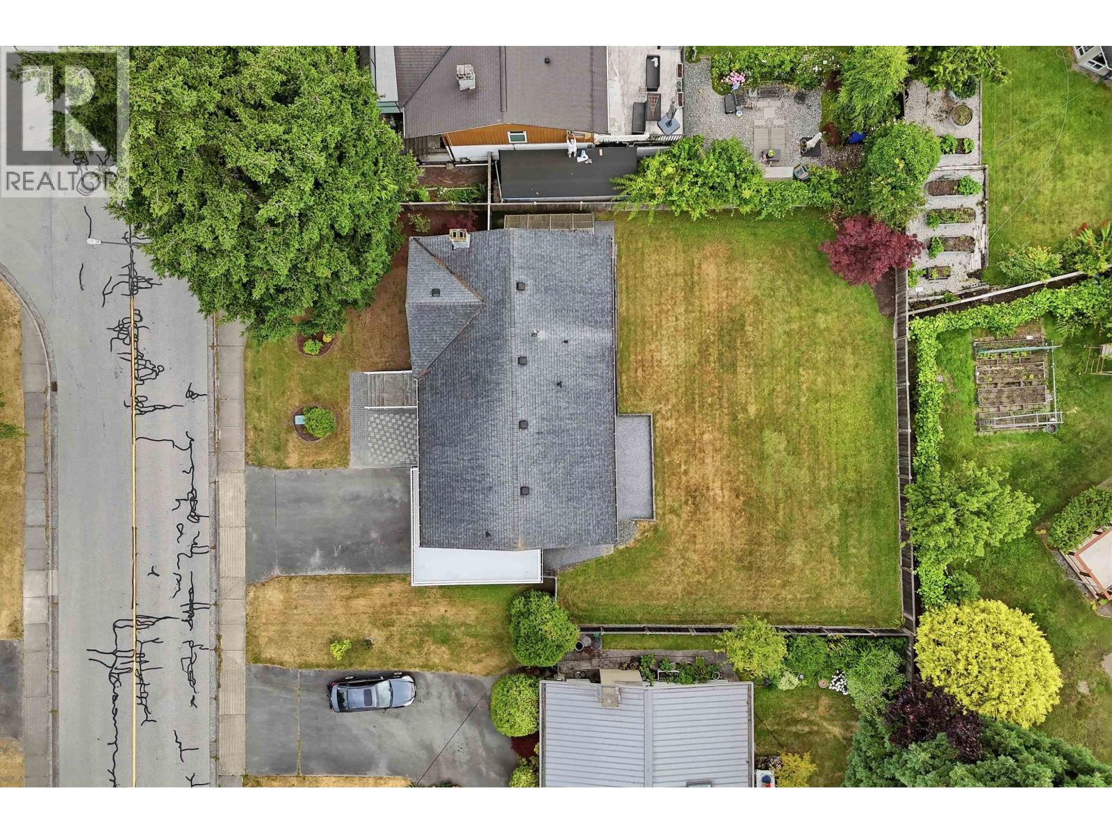 565 Milsom Wynd, Delta, British Columbia V4M 2T6 - Photo 37 - R3141256