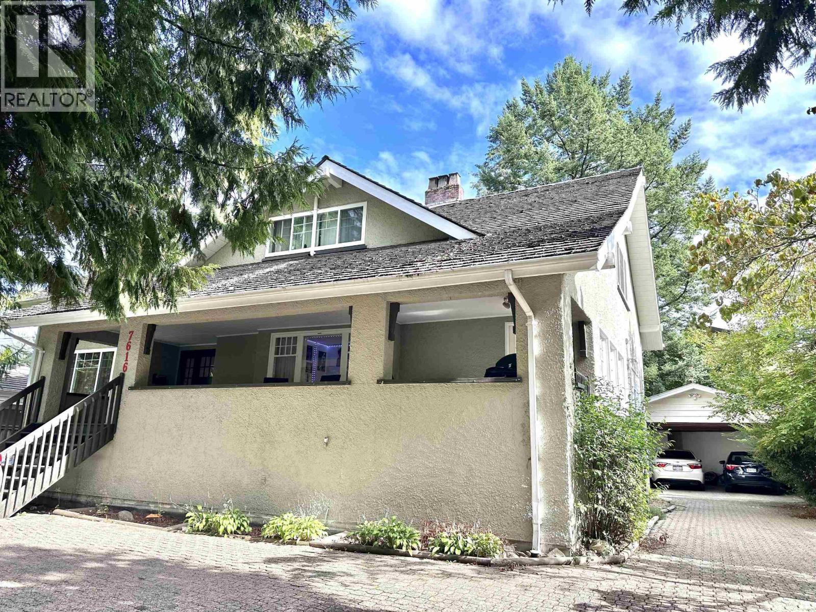 7616 BURRIS STREET, burnaby, British Columbia