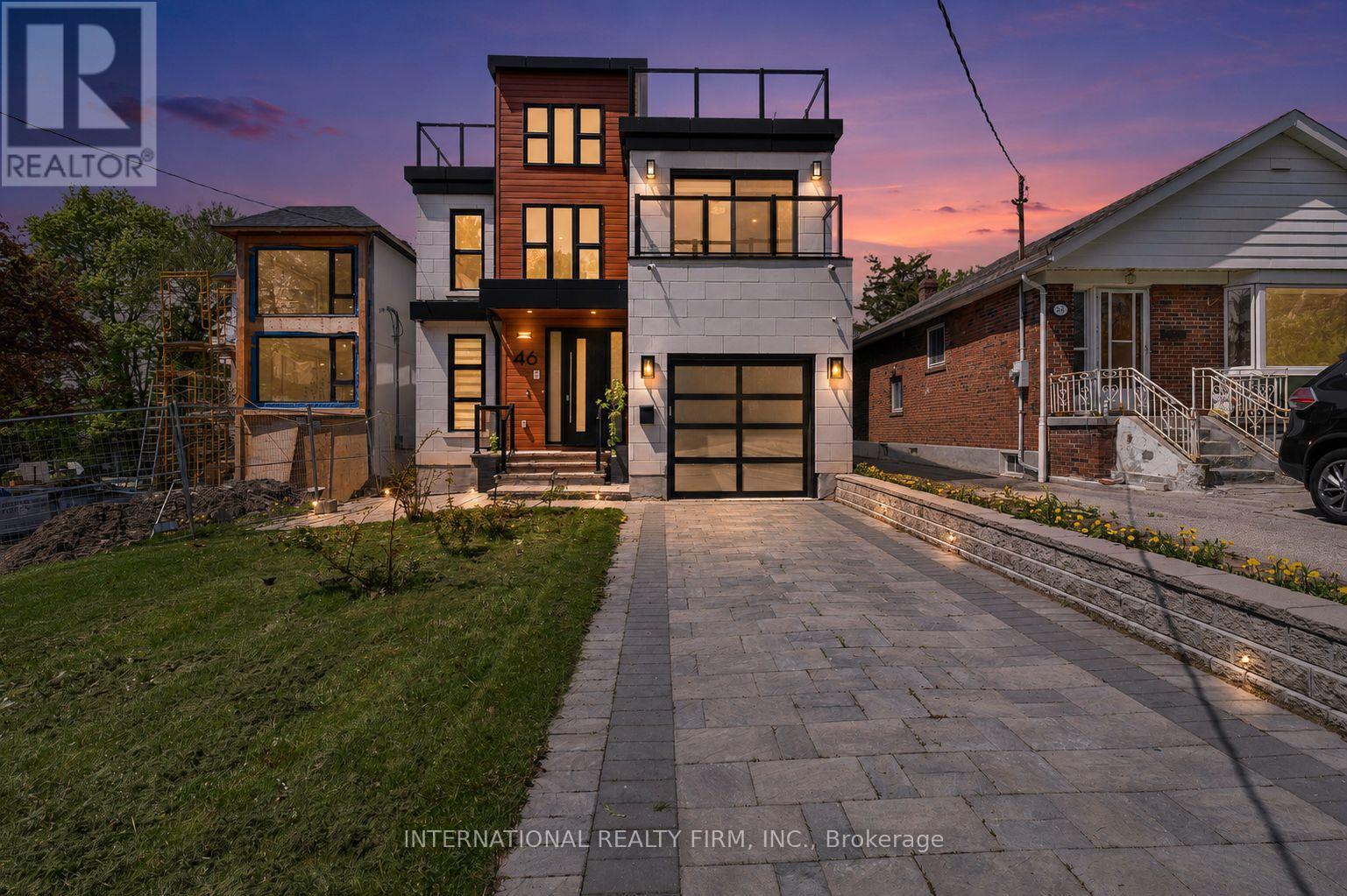 46 Sunnypoint Crescent, Toronto, Ontario  M1M 1B9 - Photo 2 - E13516650