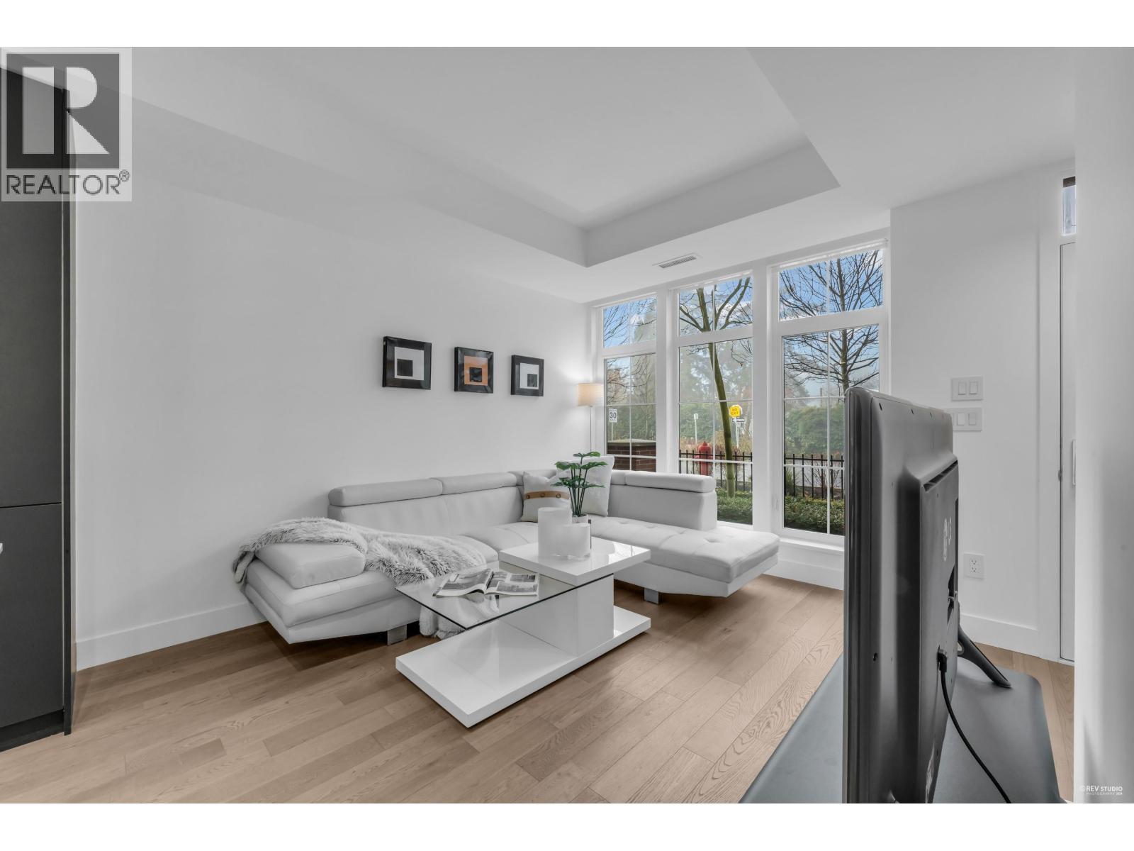 118 2070 Curling Road, North Vancouver, British Columbia  V7P 0C9 - Photo 5 - R3142264