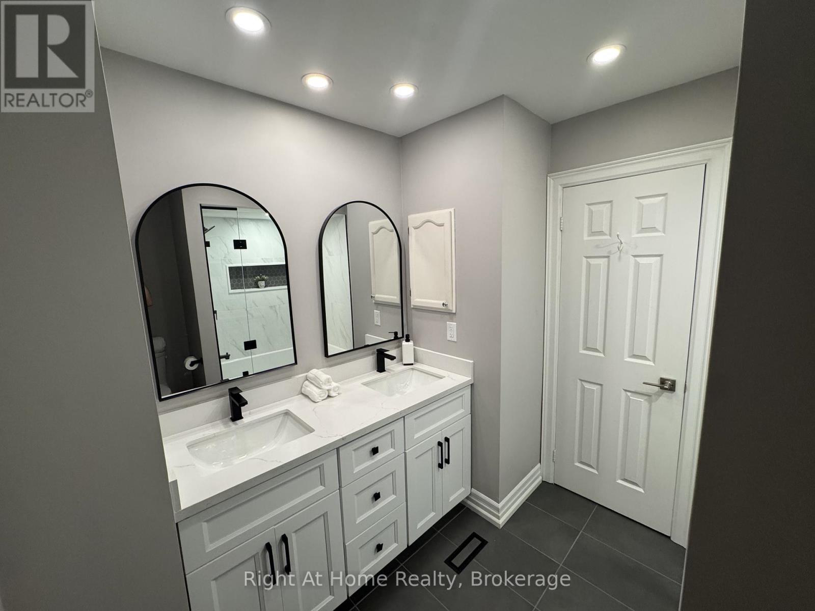 57 Lauchlin Crescent, Halton Hills, Ontario  L7G 5R5 - Photo 21 - W13516334