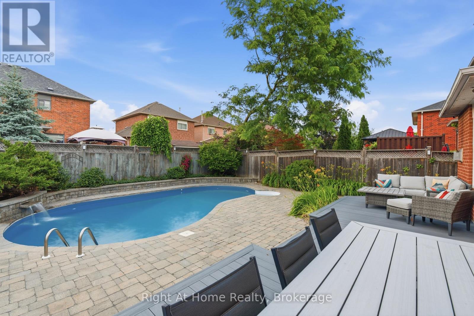 57 Lauchlin Crescent, Halton Hills, Ontario  L7G 5R5 - Photo 39 - W13516334