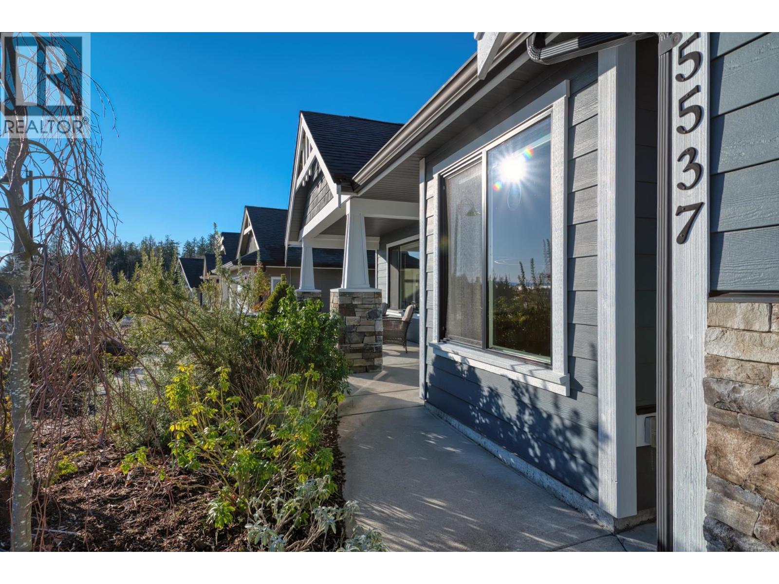 5537 Peregrine Crescent, Sechelt, British Columbia  V7Z 0V5 - Photo 6 - R3142270