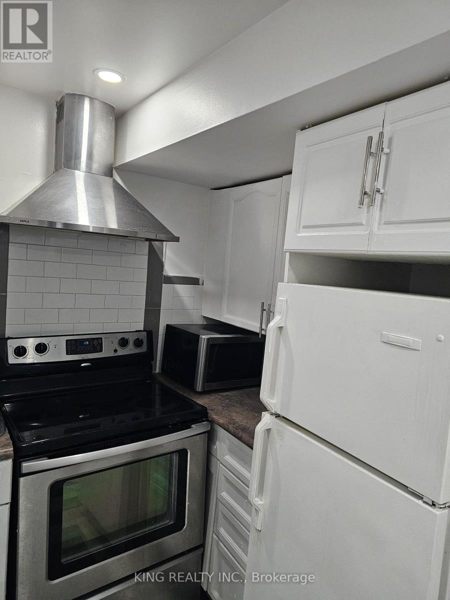 526 Grove Street E, Barrie, Ontario  L4M 5Z2 - Photo 27 - S13516642