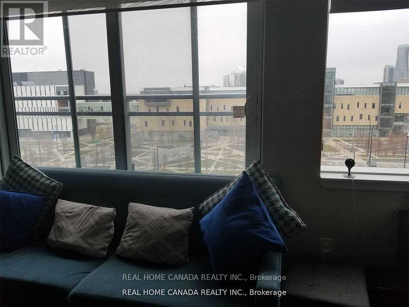 702 - 360 Square One Drive, Mississauga, Ontario  L5B 0G7 - Photo 10 - W13516652