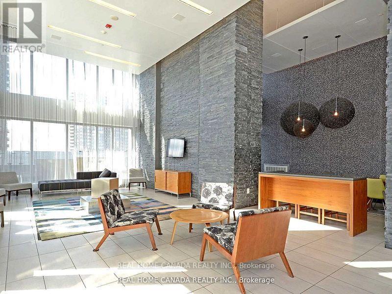 702 - 360 Square One Drive, Mississauga, Ontario  L5B 0G7 - Photo 6 - W13516652