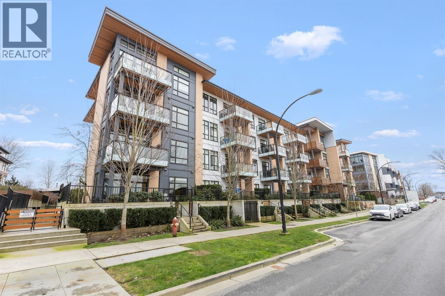 205 300 Salter Street, New Westminster, British Columbia  V3M 0L9 - Photo 2 - R3092717