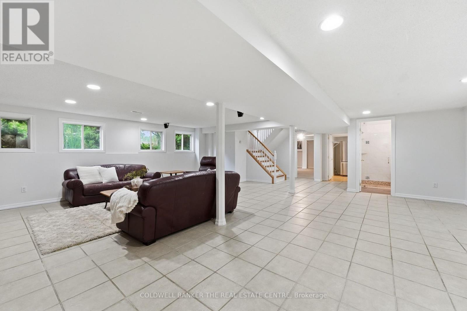 143 Park Avenue, East Gwillimbury, Ontario  L9N 1J1 - Photo 25 - N13515230