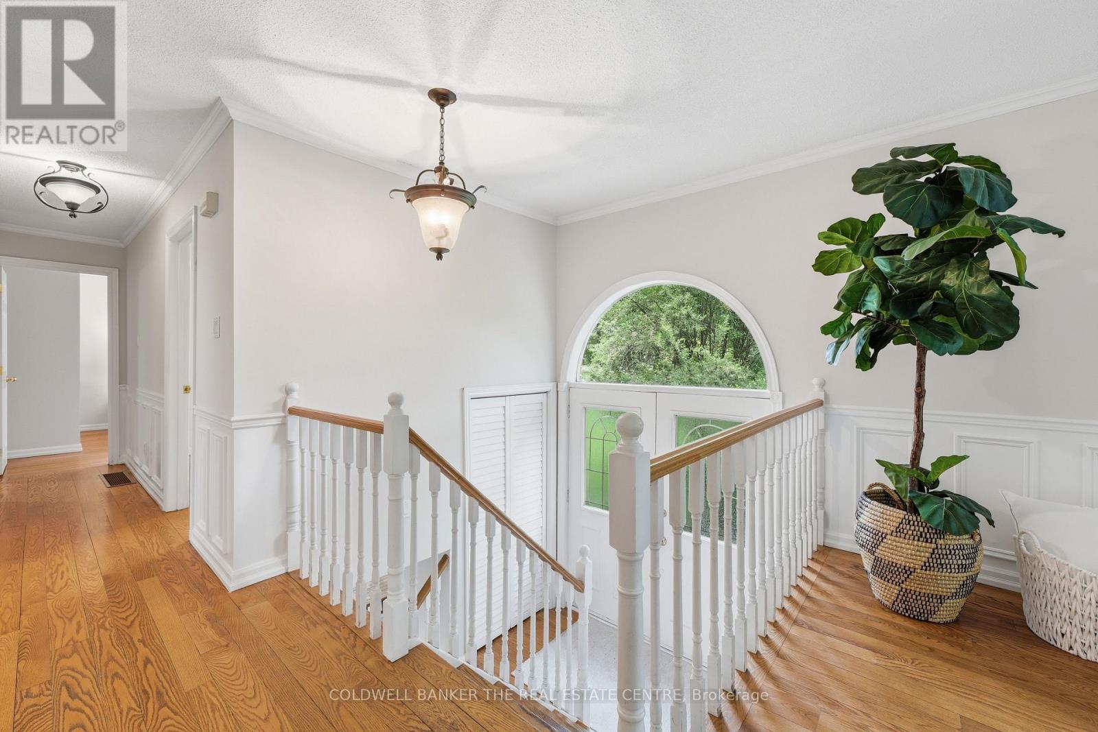 143 Park Avenue, East Gwillimbury, Ontario  L9N 1J1 - Photo 5 - N13515230