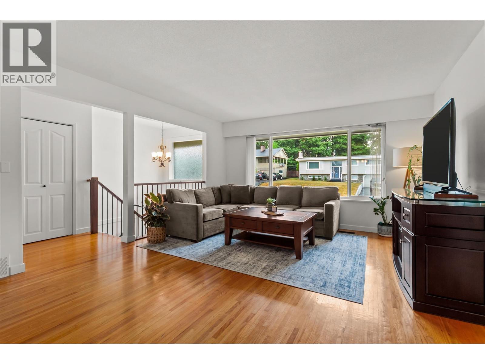 444 Lakeview Street, Coquitlam, British Columbia  V3K 5K8 - Photo 4 - R3142198