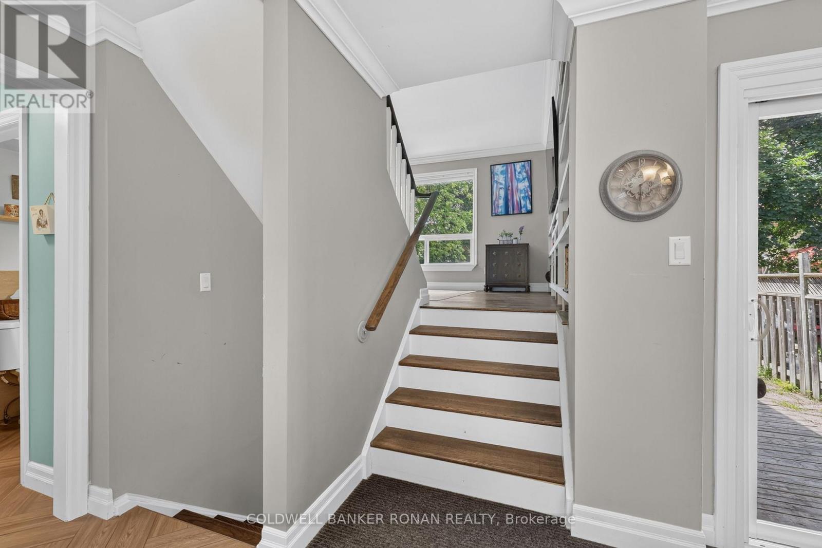 92 Daniele Avenue N, New Tecumseth, Ontario  L0G 1A0 - Photo 16 - N13516702