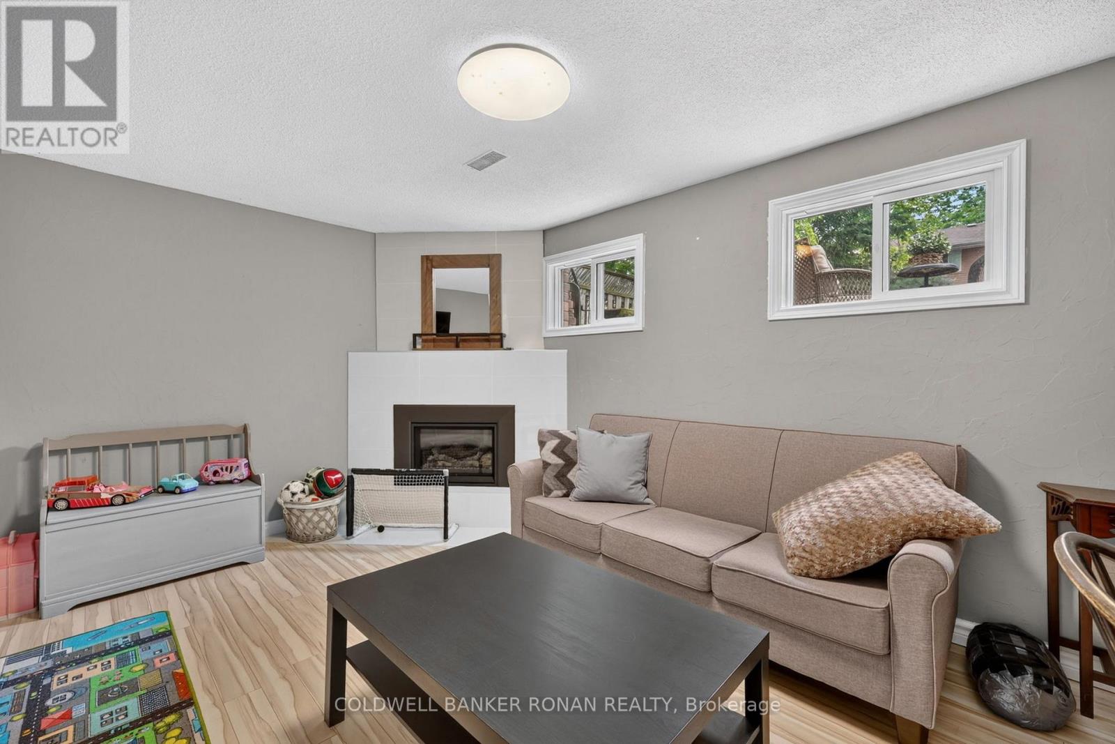 92 Daniele Avenue N, New Tecumseth, Ontario  L0G 1A0 - Photo 29 - N13516702