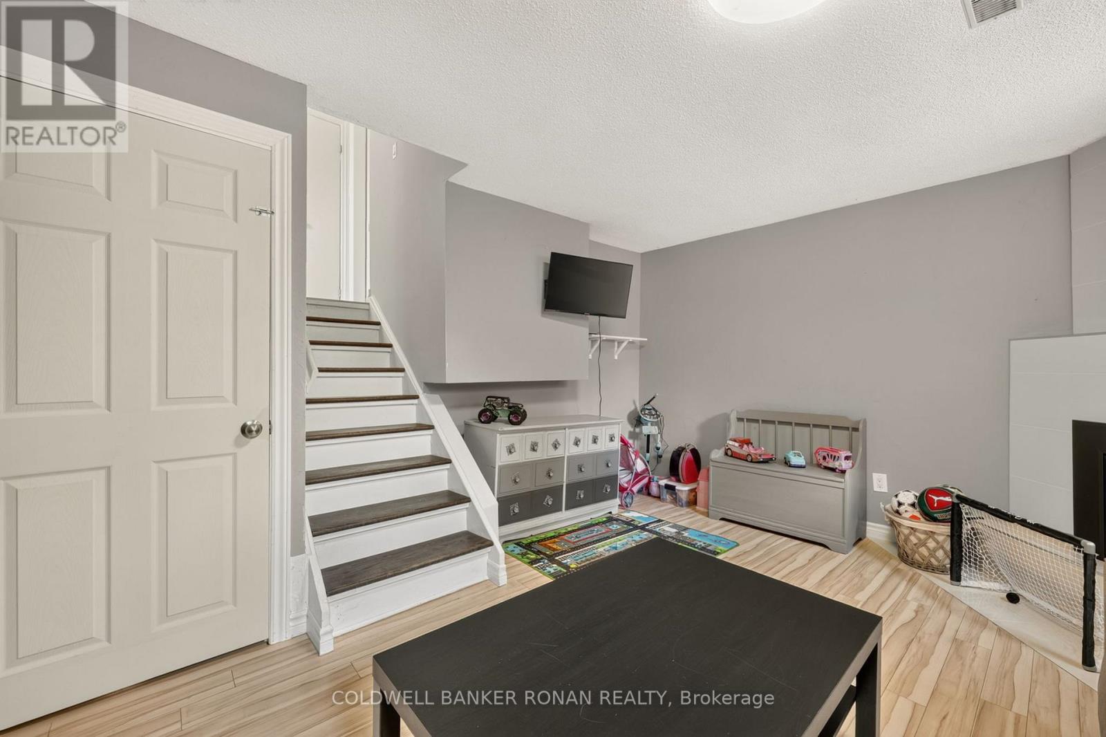 92 Daniele Avenue N, New Tecumseth, Ontario  L0G 1A0 - Photo 32 - N13516702