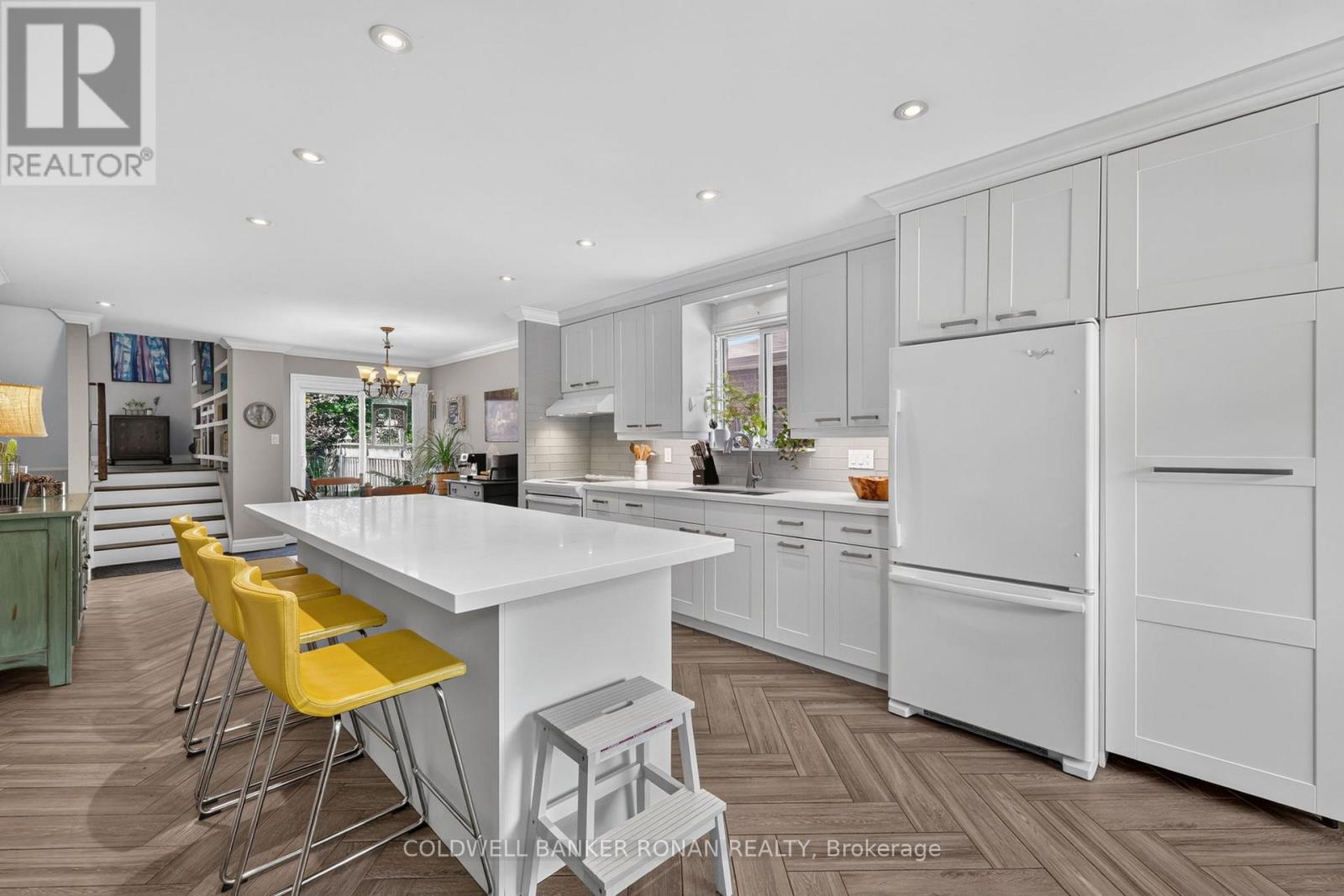 92 Daniele Avenue N, New Tecumseth, Ontario  L0G 1A0 - Photo 4 - N13516702